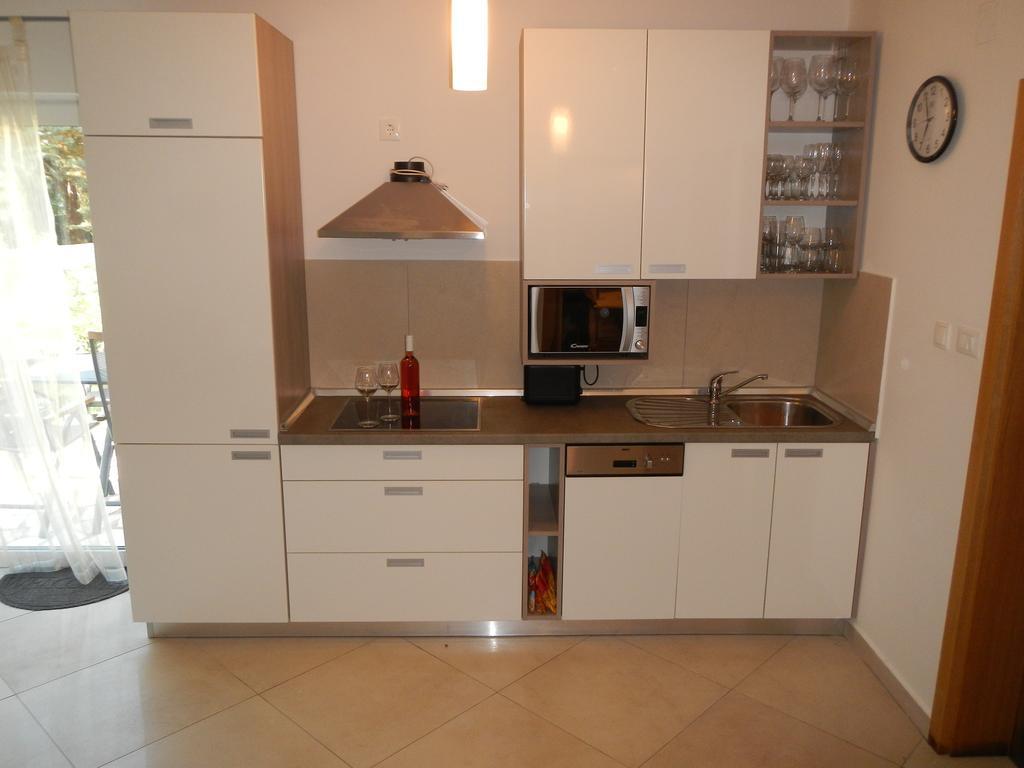 Apartments Eva Малинска Номер фото