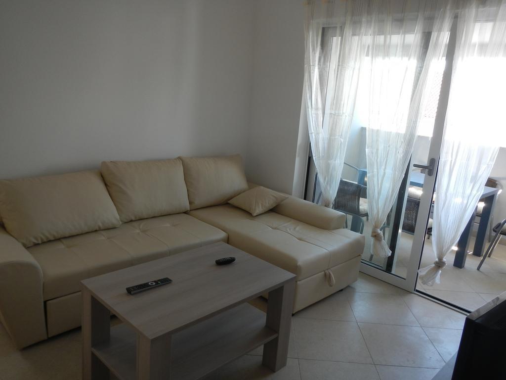 Apartments Eva Малинска Номер фото